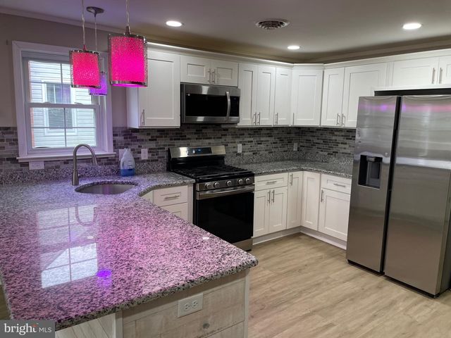 32 MEADOW AVE, Wyoming, DE 19934