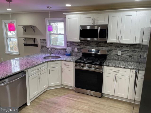 32 MEADOW AVE, Wyoming, DE 19934