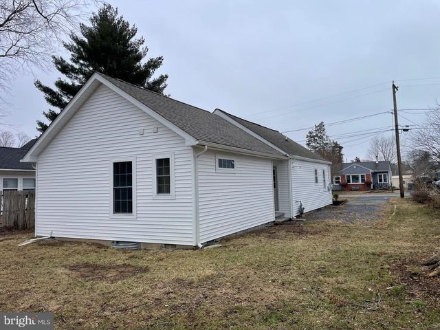 32 MEADOW AVE, Wyoming, DE 19934