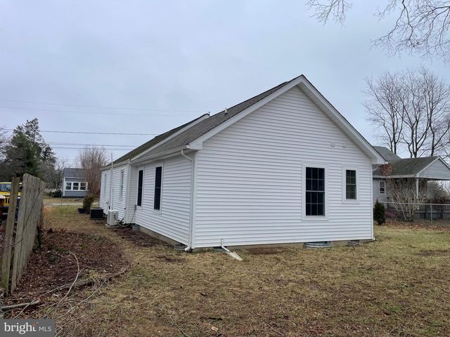 32 MEADOW AVE, Wyoming, DE 19934