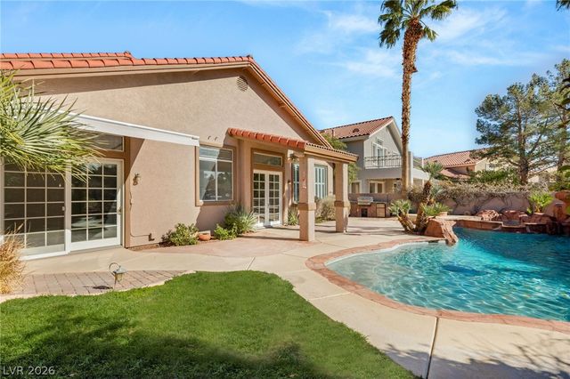 2021 Scarlet Rose Drive, Las Vegas, NV 89134