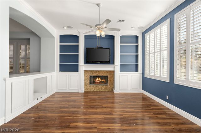 2021 Scarlet Rose Drive, Las Vegas, NV 89134