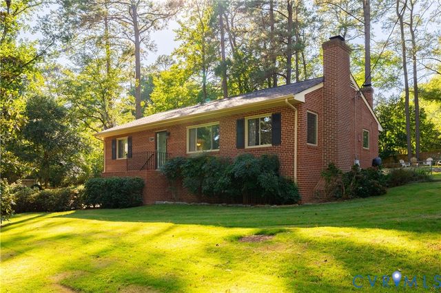 3314 Riverview Dr, Richmond, VA 23225