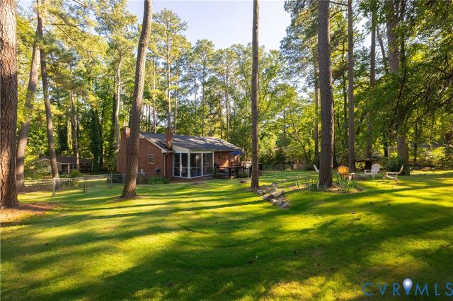 3314 Riverview Dr, Richmond, VA 23225