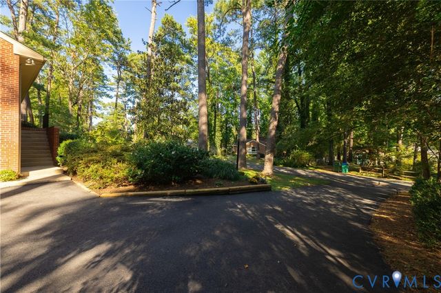 3314 Riverview Dr, Richmond, VA 23225