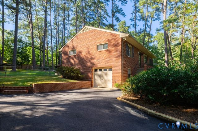3314 Riverview Dr, Richmond, VA 23225