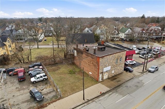 8834 Saint Clair Avenue, Cleveland, OH 44108