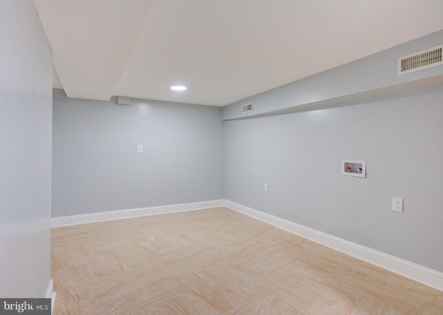 2226 SEPVIVA ST, Philadelphia, PA 19125