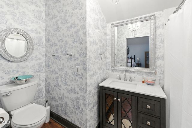 410 E Barefoot Road, Newton Grove, NC 28366