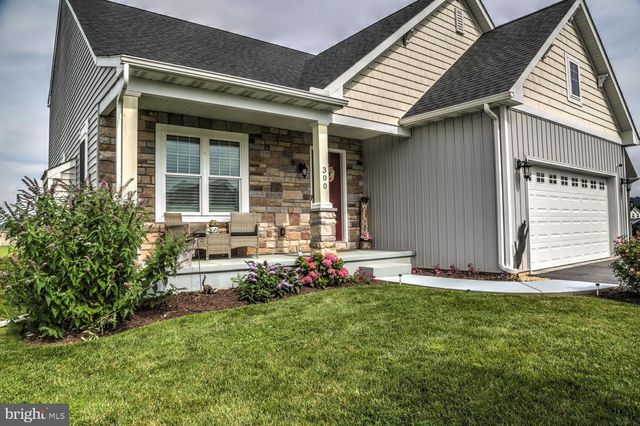 300 JARED WAY, New Holland, PA 17557