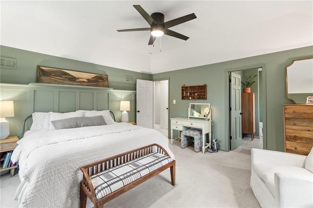 12806 Pembroke Circle, Leawood, KS 66209