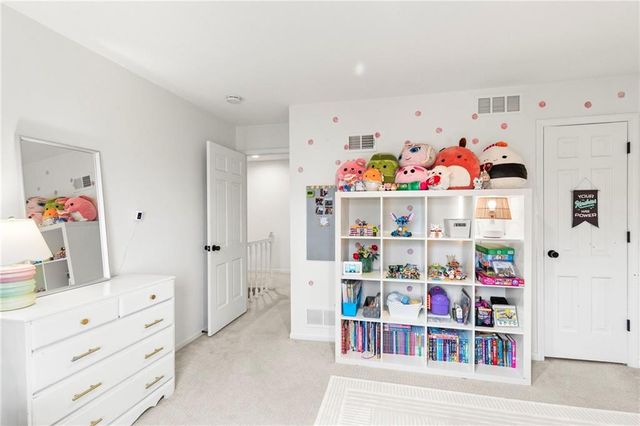 12806 Pembroke Circle, Leawood, KS 66209