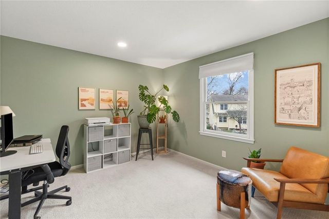 12806 Pembroke Circle, Leawood, KS 66209