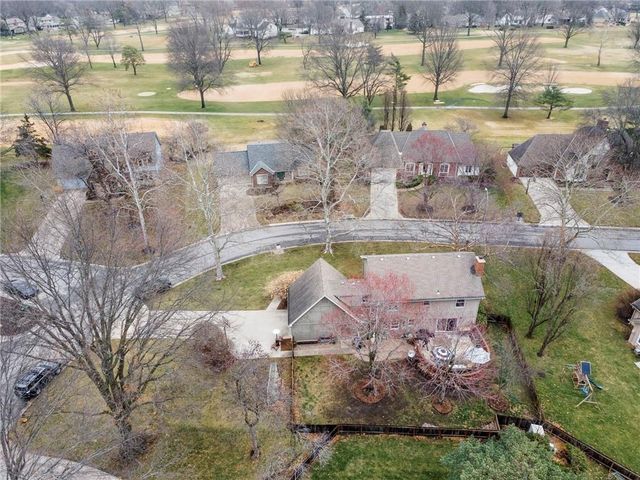 12806 Pembroke Circle, Leawood, KS 66209