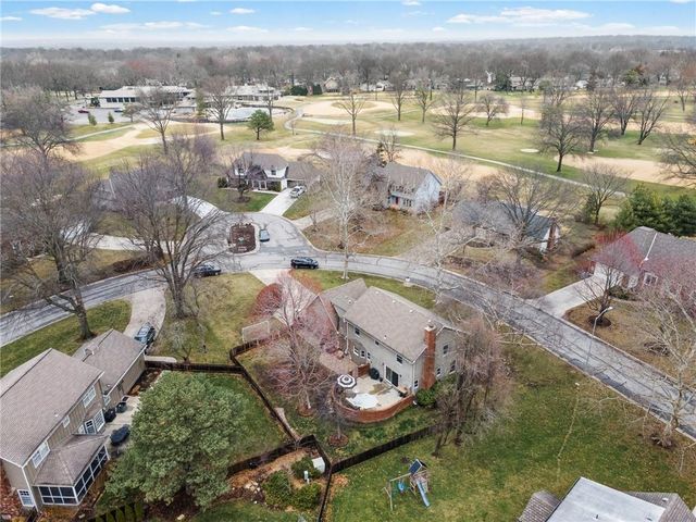 12806 Pembroke Circle, Leawood, KS 66209