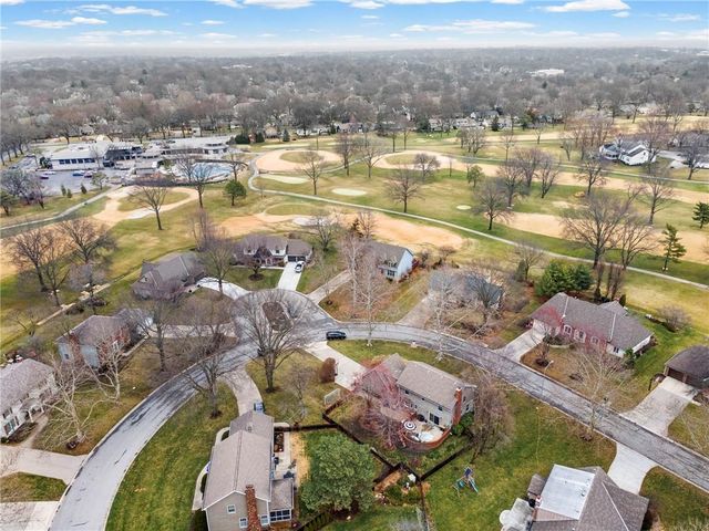 12806 Pembroke Circle, Leawood, KS 66209