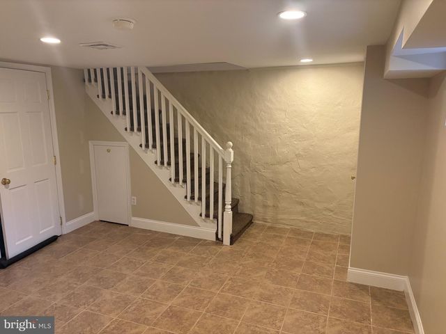 2804 BELMONT AVE, Ardmore, PA 19003