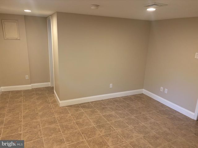 2804 BELMONT AVE, Ardmore, PA 19003