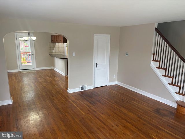 2804 BELMONT AVE, Ardmore, PA 19003
