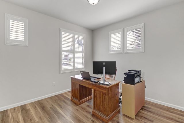 9649 Glacier Creek Way, Elk Grove, CA 95624