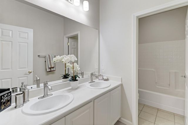 9649 Glacier Creek Way, Elk Grove, CA 95624