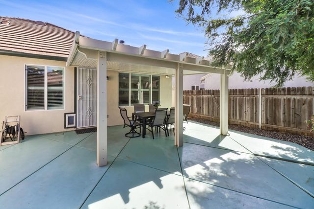 9649 Glacier Creek Way, Elk Grove, CA 95624