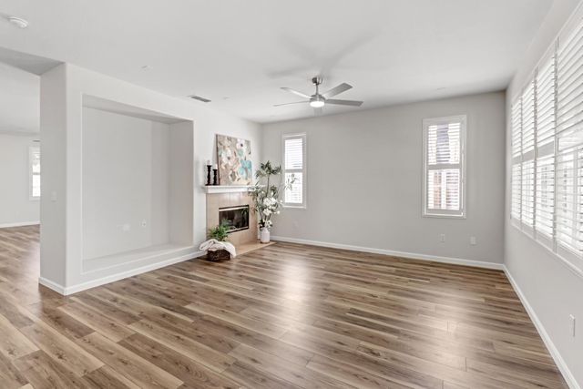 9649 Glacier Creek Way, Elk Grove, CA 95624