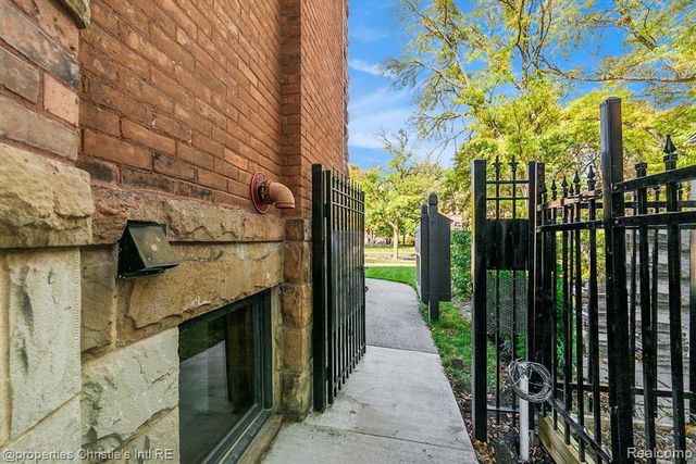 701 W Canfield Street 6, Detroit, MI 48201