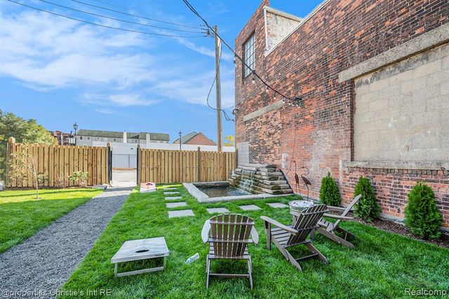 701 W Canfield Street 6, Detroit, MI 48201