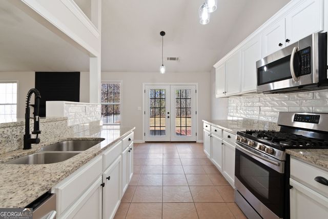 5803 Riverside Walk Drive, Sugar Hill, GA 30518