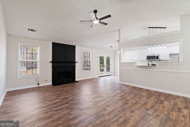 5803 Riverside Walk Drive, Sugar Hill, GA 30518