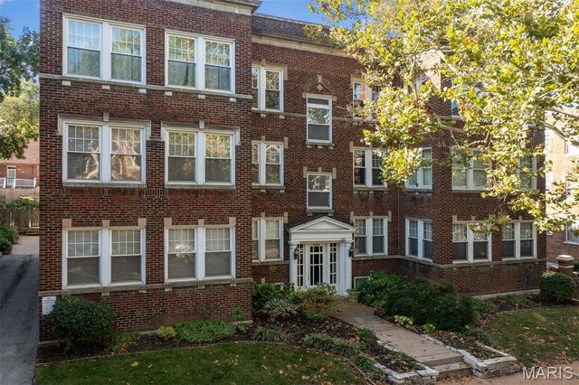 6318 Southwood Avenue 2E, Clayton, MO 63105