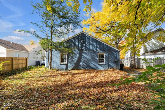 4737 Boulevard Place, Indianapolis, IN 46208