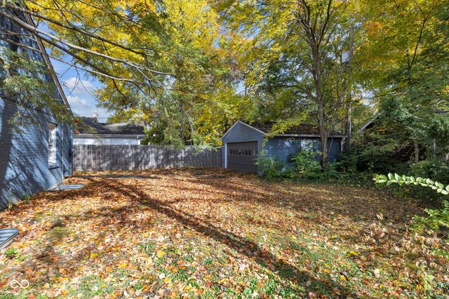 4737 Boulevard Place, Indianapolis, IN 46208