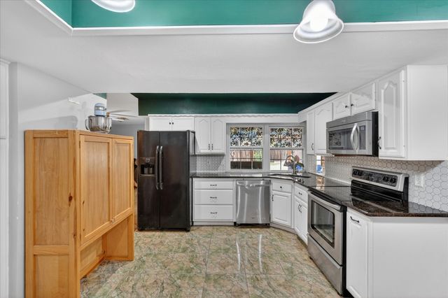 3325 High Plateau Drive, Garland, TX 75044