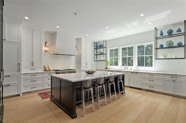 715 Amberidge Trail, Atlanta, GA 30328