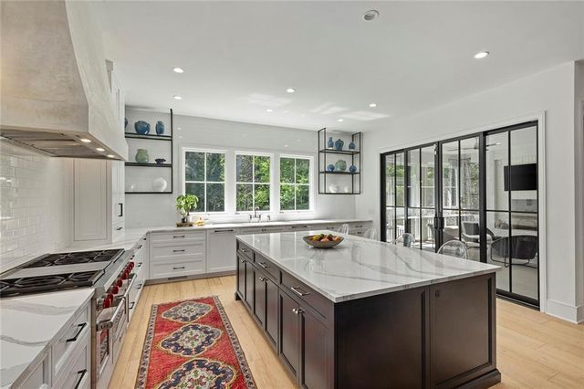 715 Amberidge Trail, Atlanta, GA 30328