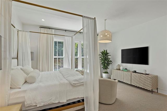 715 Amberidge Trail, Atlanta, GA 30328