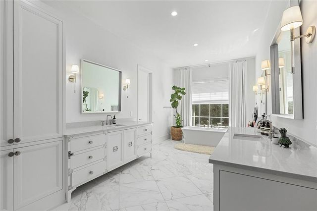 715 Amberidge Trail, Atlanta, GA 30328