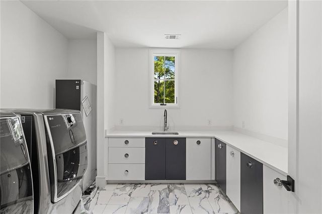 715 Amberidge Trail, Atlanta, GA 30328