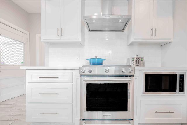 808 Woodrow Street, Houston, TX 77006