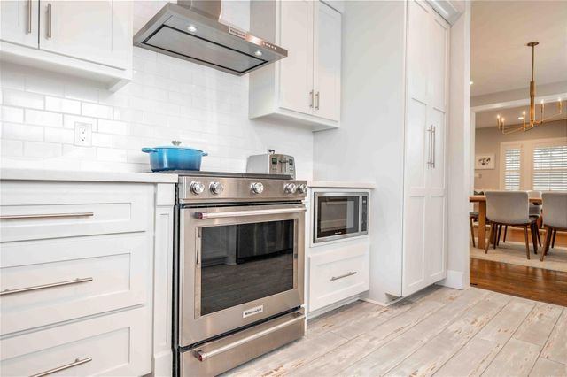 808 Woodrow Street, Houston, TX 77006