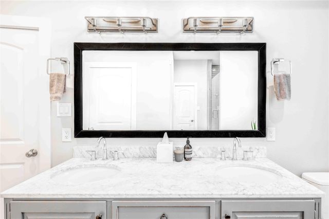 808 Woodrow Street, Houston, TX 77006