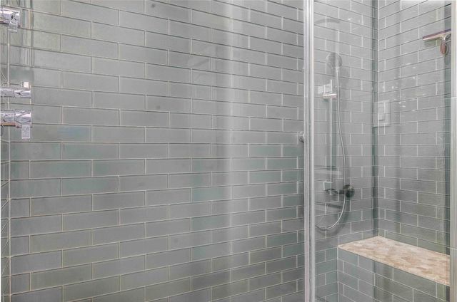 808 Woodrow Street, Houston, TX 77006