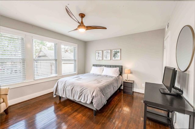 808 Woodrow Street, Houston, TX 77006