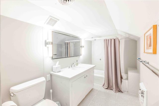 808 Woodrow Street, Houston, TX 77006