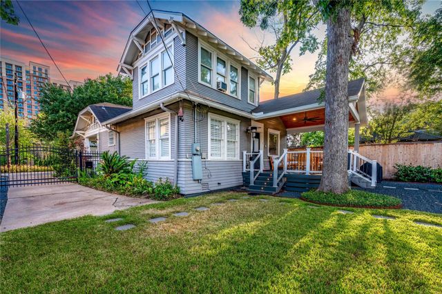 808 Woodrow Street, Houston, TX 77006