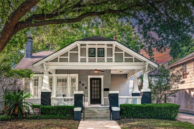 808 Woodrow Street, Houston, TX 77006
