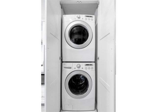 808 Woodrow Street, Houston, TX 77006