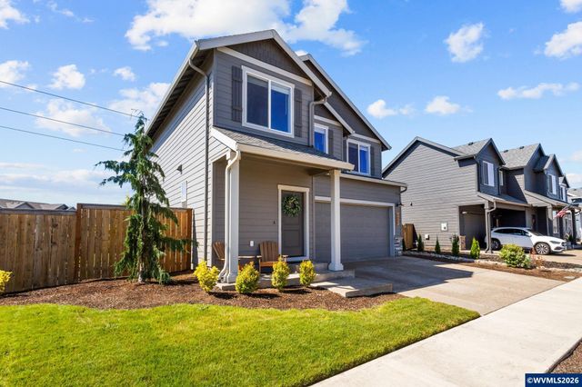 4882 Flight Av NE, Salem, OR 97305